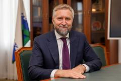 Губернатор Ненецкого автономного округа Юрий Бездудный досрочно сложил свои полномочия