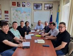 The Northern Forum Director Vladimir Vasiliev and leadership of Anabarsky District discuss ecotourism development